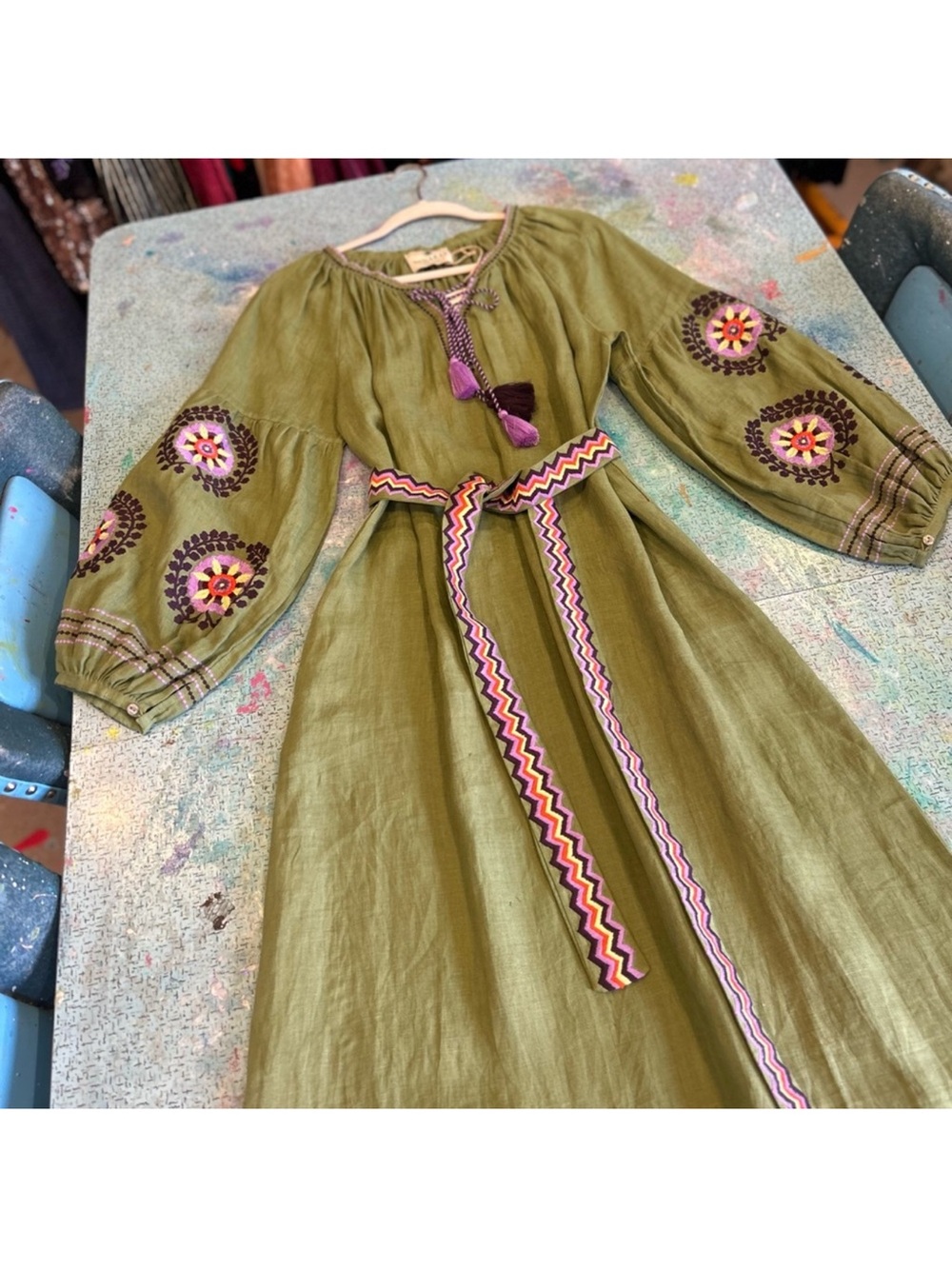 Boho Olive Green Embroidered Maxi Dress with Zigzag Belt - Picture 4 of 9